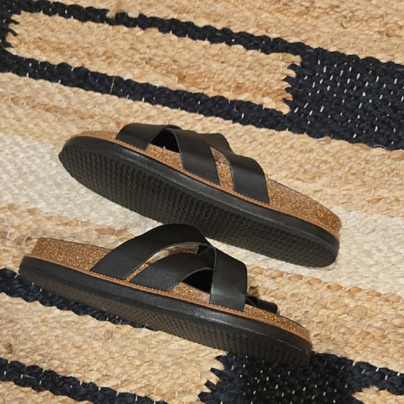 Free People Black Cork Bed Flat Sandals, Leather Upper, VGUC, Sz6, Comfort - Picture 8 of 11